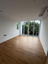 Brighton Crescent (D19), Terrace #590961691